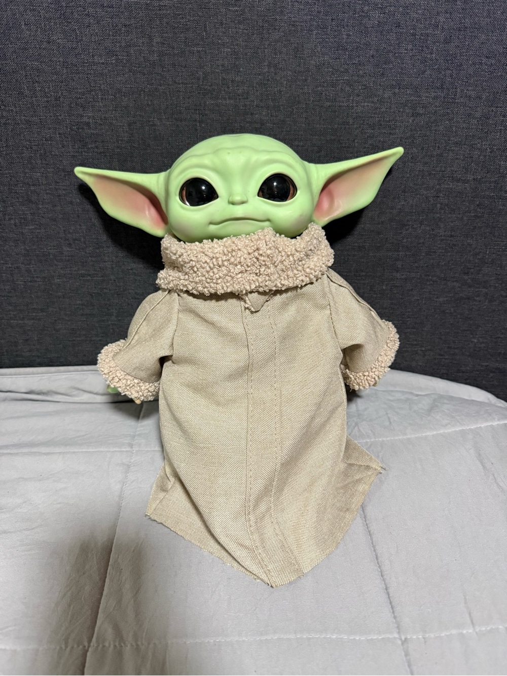 Star Wars Green Plush Figure with Cream Robe - Kids Toys